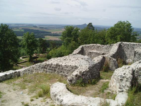 Waldek Burg Räume Westlick 2