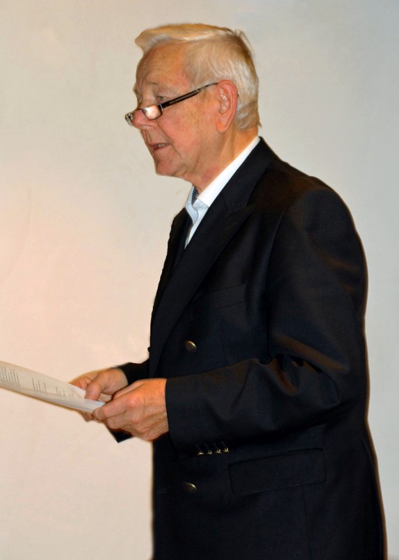 Helmut bei seinem Vortrag 2016